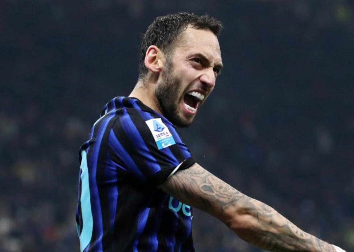 九游体育APP-慢镜头：恰20比目鱼肌拉伤，将休息10-15天